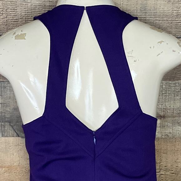Trina Turk Halter Neck Sleeveless Sheath Dress Cut Out Back Purple Size 6 8 - Picture 4 of 7